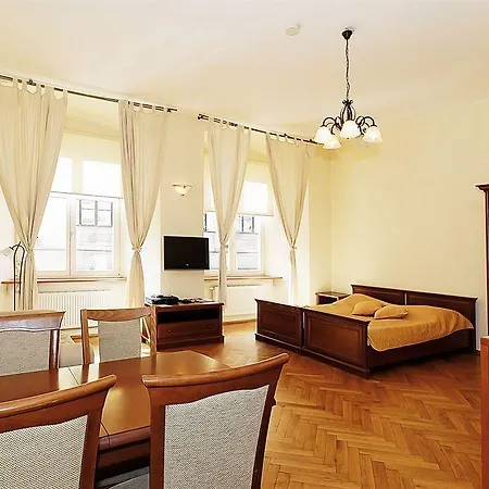 Szczepanska 3 Apartmenthouse Hotel *