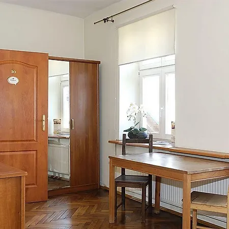 Szczepanska 3 Apartmenthouse *